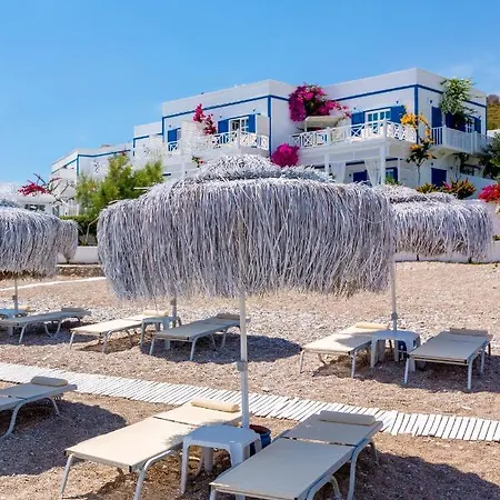 Mavi Beyaz 팔라무트부쿠