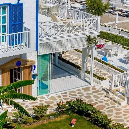 Mavi Beyaz Hotel Palamutbuku