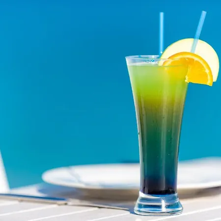 Mavi Beyaz 팔라무트부쿠