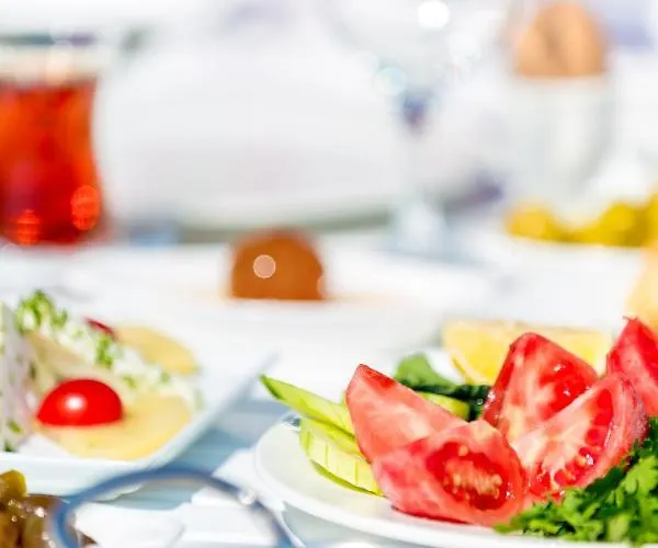 Mavi Beyaz 3* パラムップク