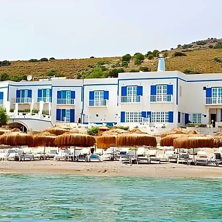 Mavi Beyaz Hotel 3*