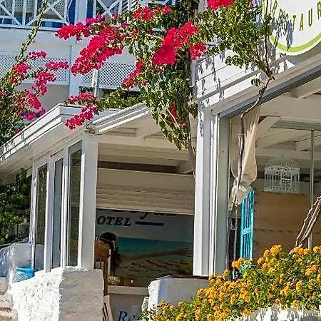 Mavi Beyaz Hotel
