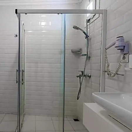 Mavi Beyaz Hotel