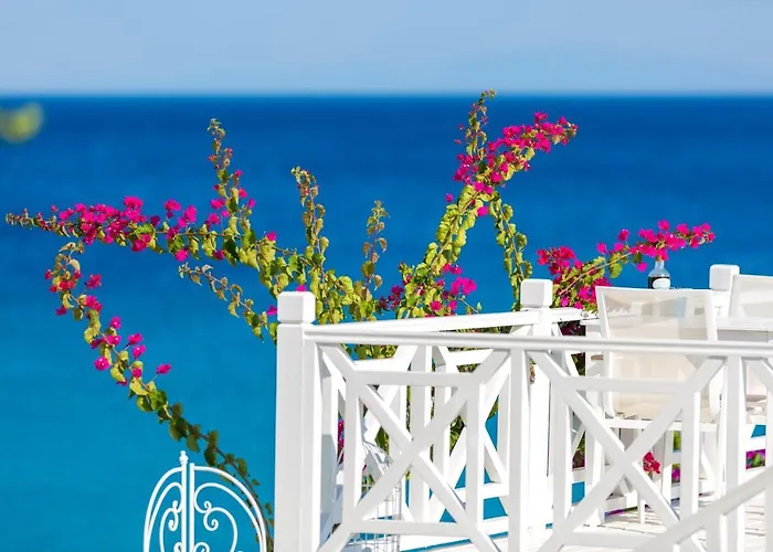 Mavi Beyaz Отель 3*